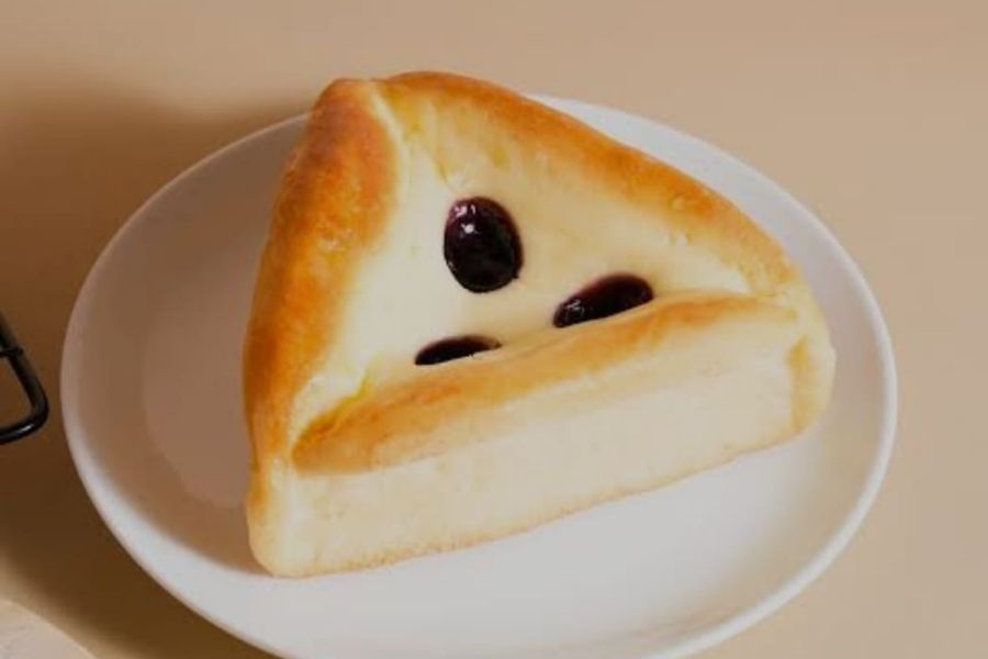roti blueberry cream